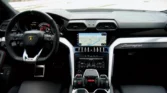 lamborghini urus occasion interieur avant