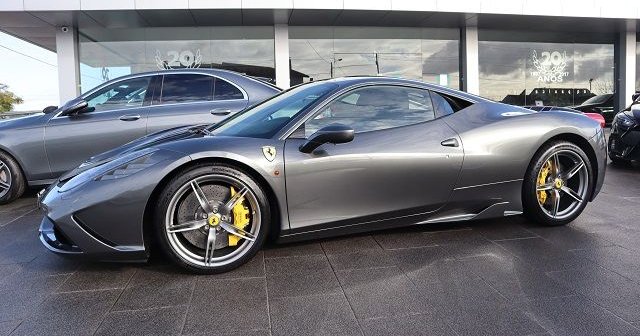 ferrari 458 occasion profil gauche