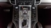 porsche cayenne s hybride console central