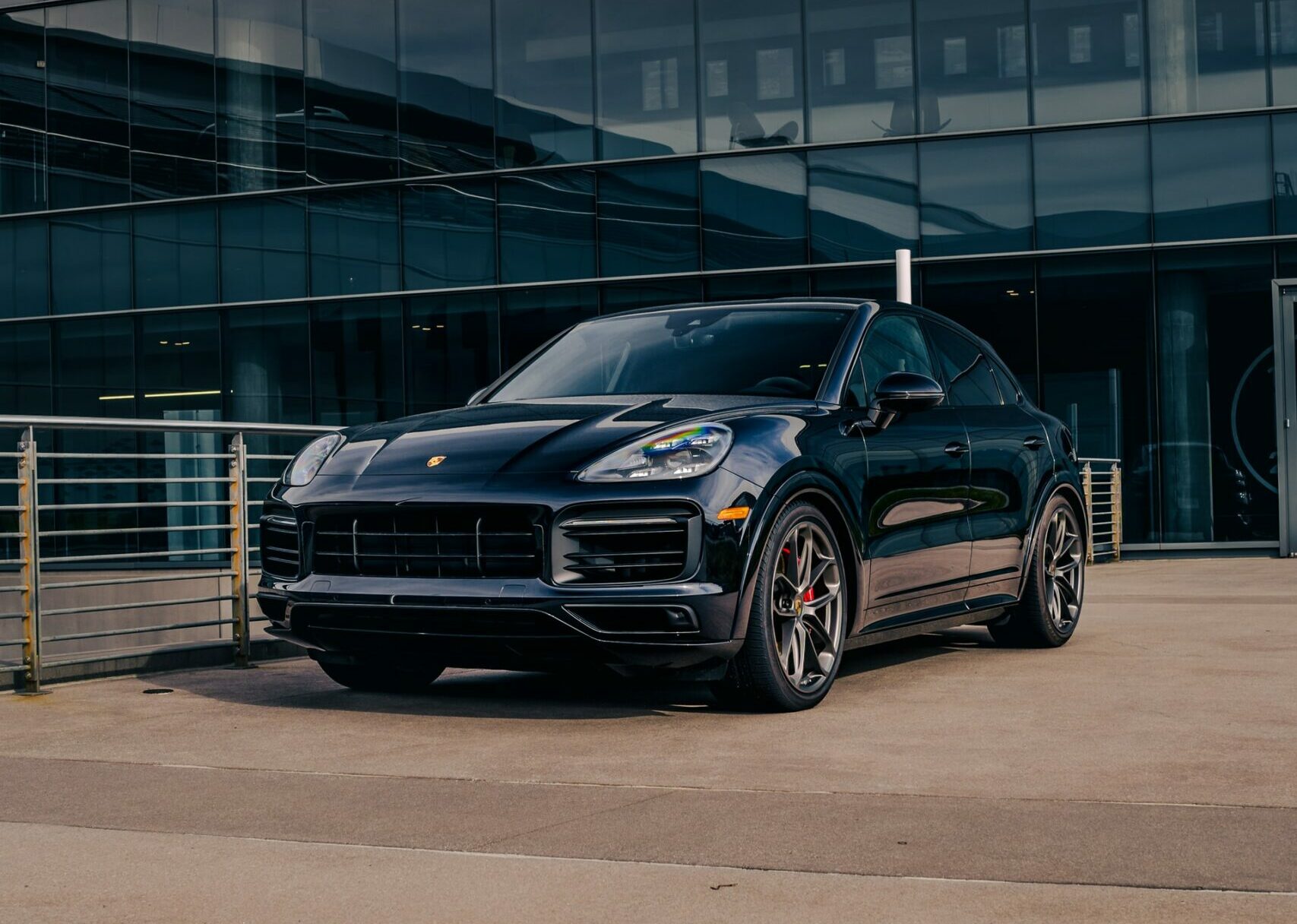 mandataire porsche cayenne