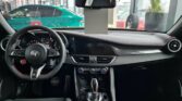 alfa romeo giulia quadrifoglio interieur